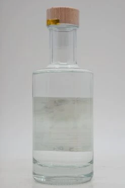 Gin Classic 0,2 Liter 7 Gin Classic 0,2 Liter -Waterford Verkäufe DSC00097