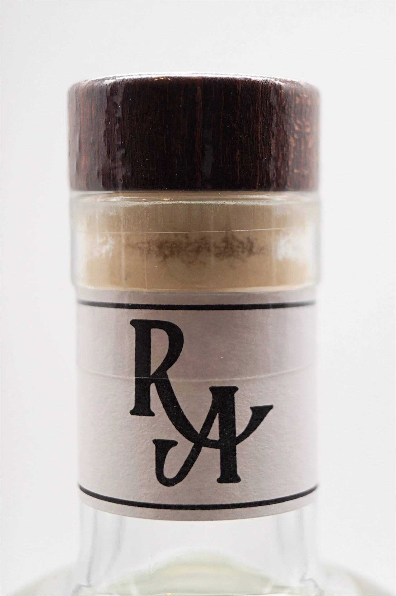 Burke's Single Blended White Rum 7 Burke's Single Blended White Rum – Bild 5